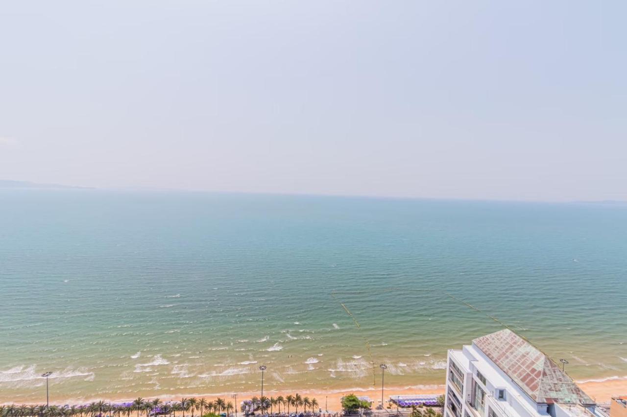 Aeras Beachfront Condominium Jomtien Beach Zewnętrze zdjęcie